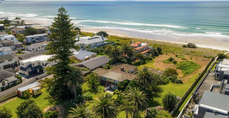 65,67,69-Ocean-Beach-Road,-Mount-Maunganui.jpg